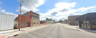 More details for 229 E Main Cross St, Taylorville, IL - Retail for Sale
