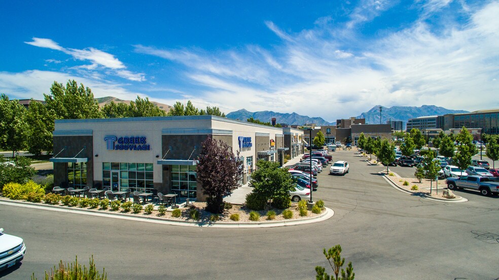 2975 W Club House Dr, Lehi, UT à louer - Photo du bâtiment - Image 2 de 10