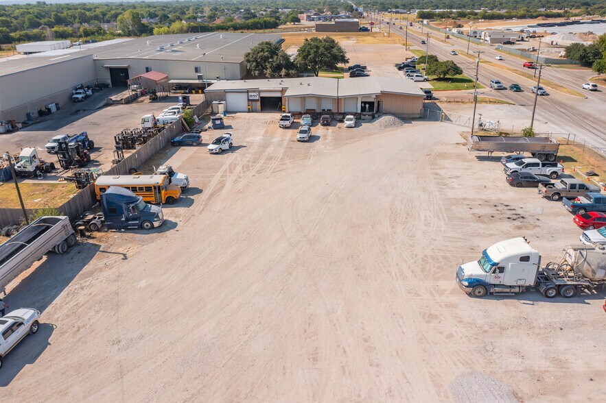 3900 N Beach St, Haltom City, TX à vendre - Photo du bâtiment - Image 3 de 5