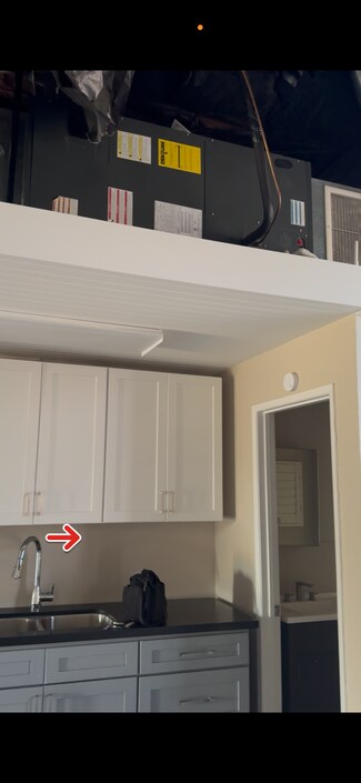Plus de détails pour 120 N Pacific St, San Marcos, CA - Bureau à louer