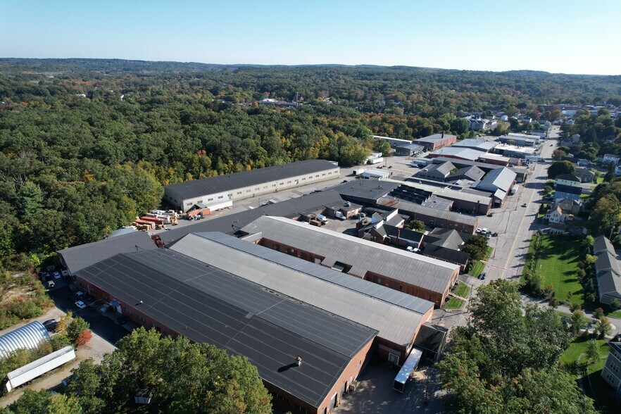 50 Howe Ave, Millbury, MA à louer - Photo du bâtiment - Image 3 de 3