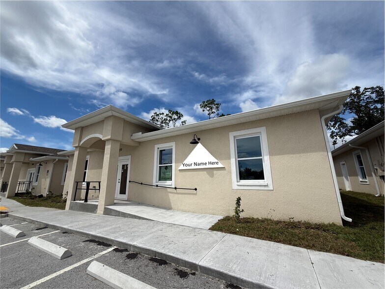 23059 Tabak Ln, Land O' Lakes, FL à vendre - Photo du bâtiment - Image 1 de 8