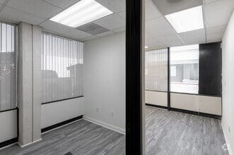 2999 Westminster Ave, Seal Beach, CA for sale Interior Photo- Image 1 of 11