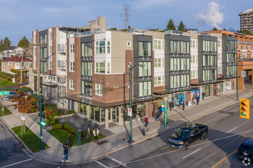 388 Kootenay St, Vancouver, BC à vendre - Photo principale - Image 1 de 6