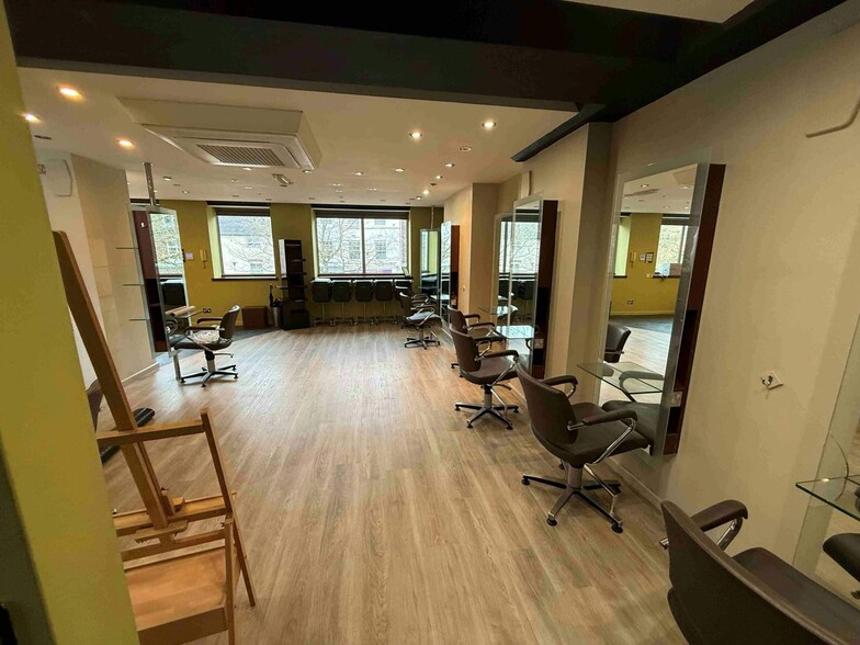 59 Ironmarket, Newcastle Under Lyme for lease - Interior Photo - Image 3 of 8