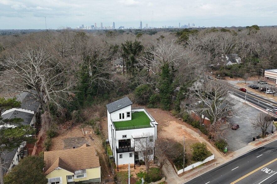 235 Candler Rd SE, Atlanta, GA à vendre - Photo du bâtiment - Image 2 de 26