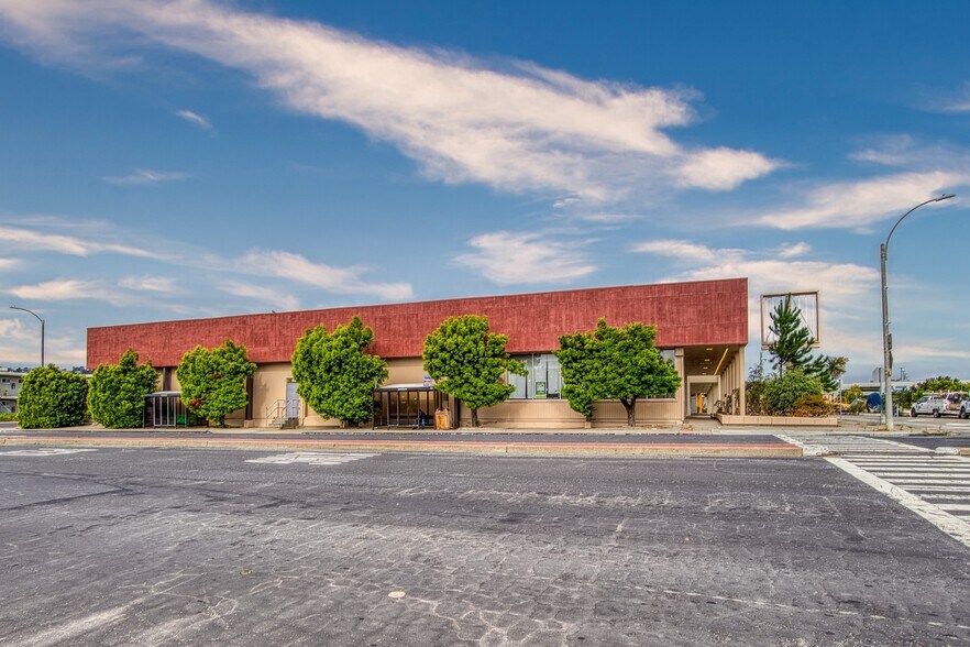 1103 El Camino Real, South San Francisco, CA for lease - Building Photo - Image 3 of 3