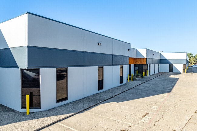 More details for 2500-2536 NE Loop 820, Fort Worth, TX - Industrial for Lease