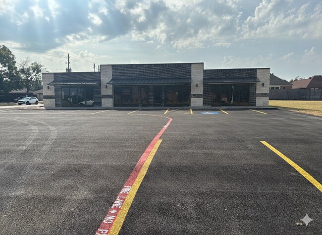 More details for 3300 W Park Row, Arlington, TX - Retail for Lease