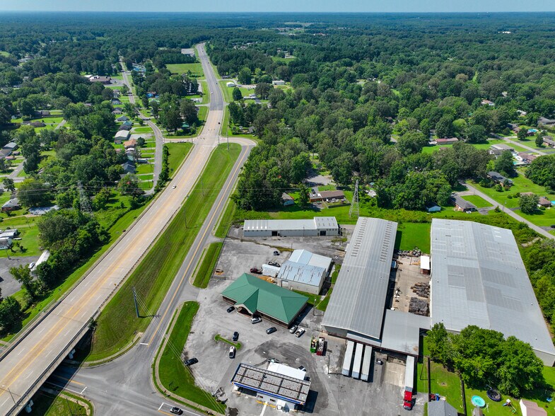 3229 Benton Rd, Paducah, KY portefeuille de 5 propriétés à vendre sur LoopNet.ca - Photo du bâtiment - Image 3 de 77