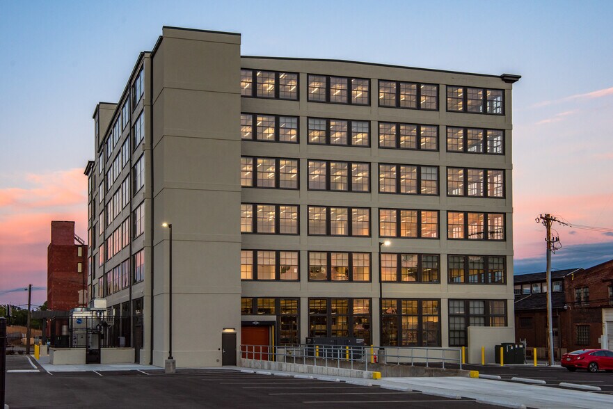 15 McDonough St, Dayton, OH à louer - Photo du bâtiment - Image 2 de 10