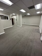 6350 Laurel Canyon Blvd, North Hollywood, CA à louer Photo du bâtiment- Image 1 de 6