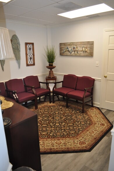 222 E Wisconsin Ave, Lake Forest, IL à louer - Photo intérieure - Image 3 de 15