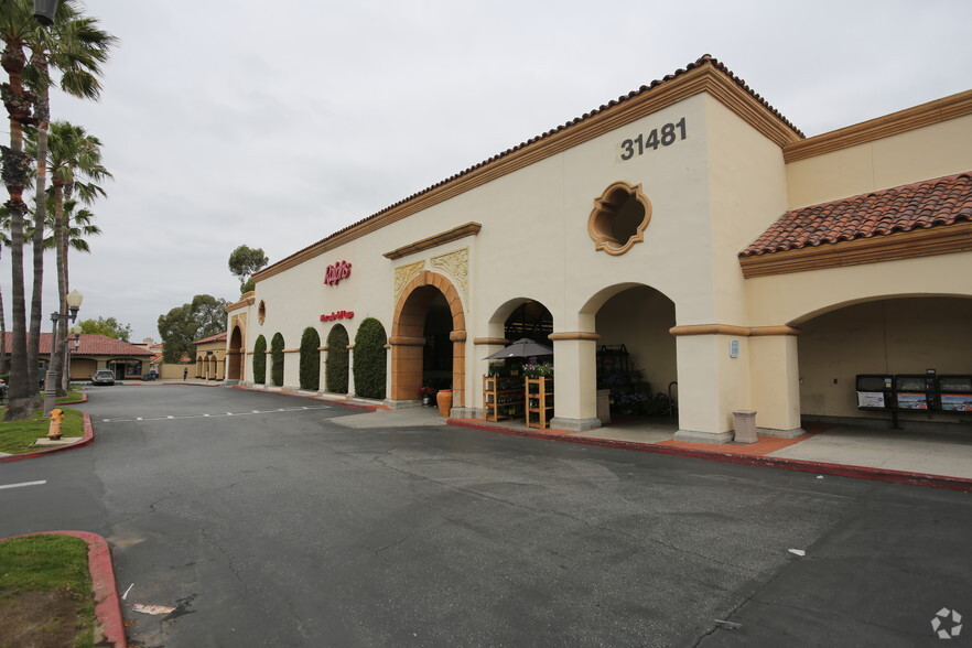 31431-31541 Santa Margarita Pky, Rancho Santa Margarita, CA for lease - Building Photo - Image 1 of 2