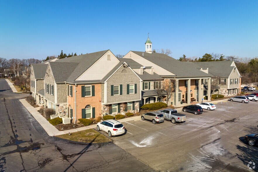 31000 Telegraph Rd, Bingham Farms, MI à louer - Photo du bâtiment - Image 2 de 8