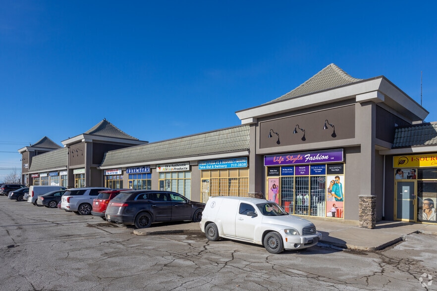 3132 26 St NE, Calgary, AB à vendre - Photo du bâtiment - Image 3 de 19