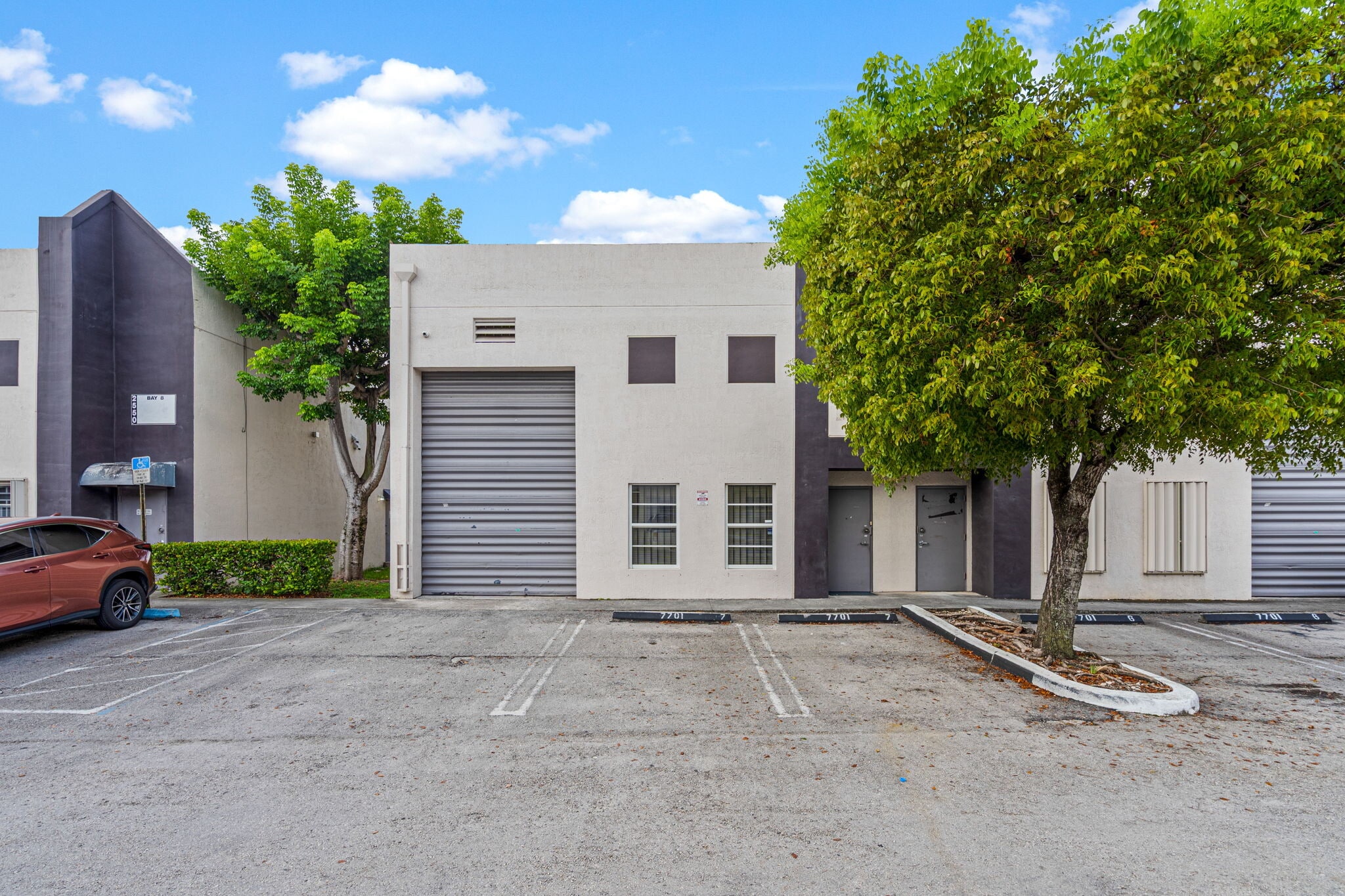 7701 W 26th Ave, Hialeah, FL for lease Interior Photo- Image 1 of 23