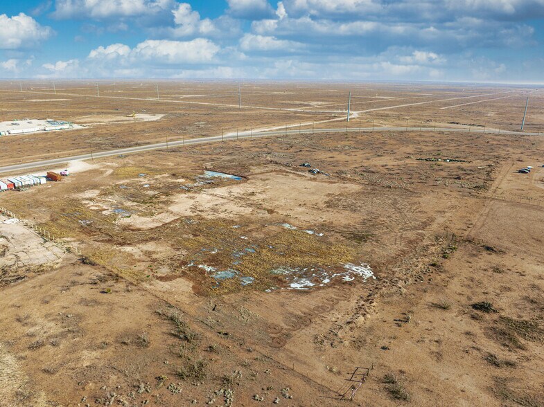 W Fm 1787, Odessa, TX à vendre - Photo du bâtiment - Image 3 de 11