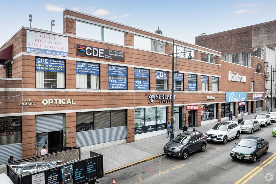 157-183 Main St, Paterson, NJ for lease - Building Photo - Image 2 of 6