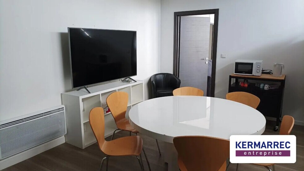 Bureau dans Nantes à vendre - Photo du bâtiment - Image 2 de 17