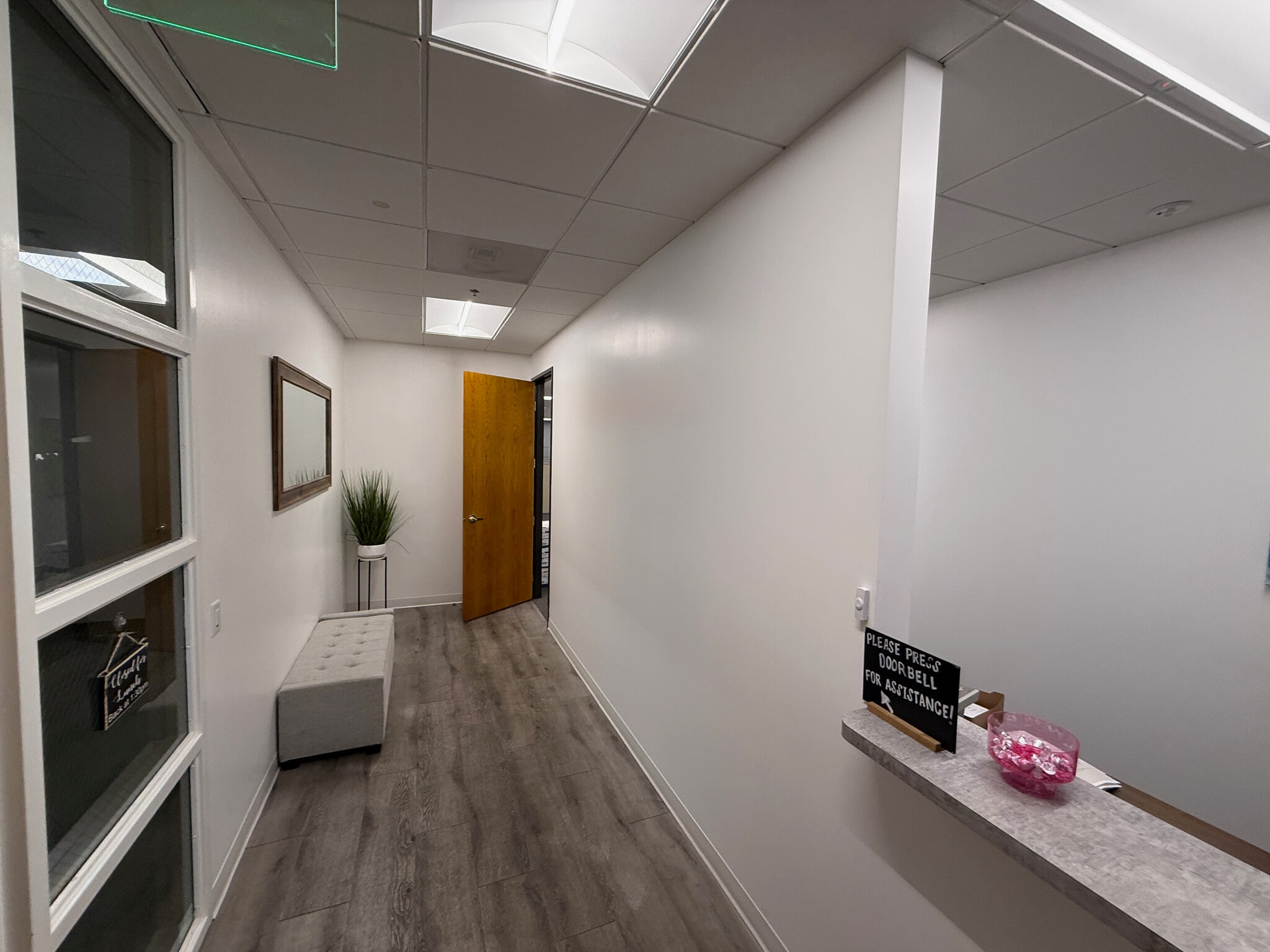 3111 N Tustin Ave, Orange, CA à louer Photo intérieure- Image 1 de 16