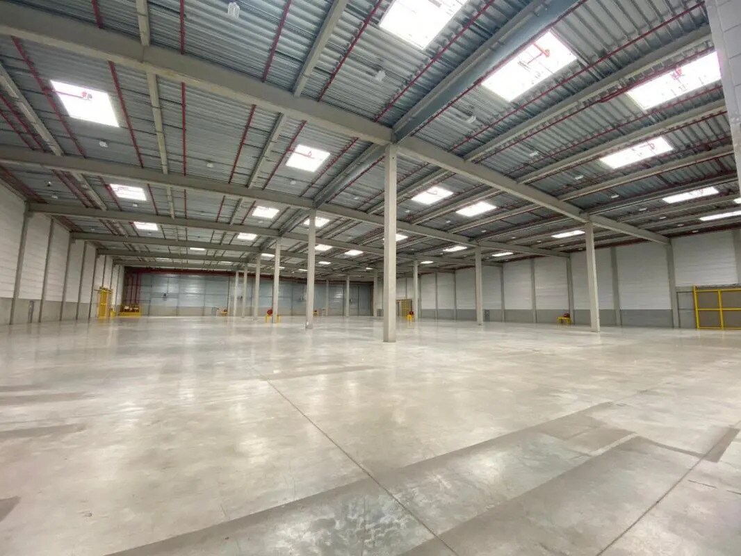 Industriel dans Le Plessis-Pâté à louer Photo du bâtiment- Image 1 de 5