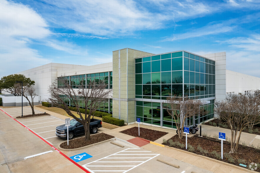 5501 Alliance Gateway Fwy, Fort Worth, TX à vendre - Photo principale - Image 1 de 1