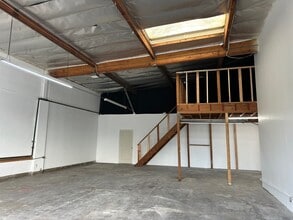 549 Mercury Ln, Brea, CA à louer Photo intérieure- Image 2 de 10