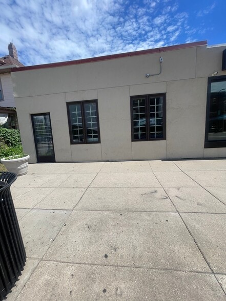2038 W Broadway Ave, Minneapolis, MN for sale - Building Photo - Image 2 of 6