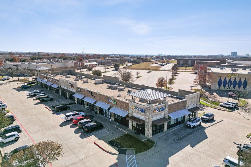 8837 Lebanon Rd, Frisco, TX à louer - Photo du bâtiment - Image 2 de 18