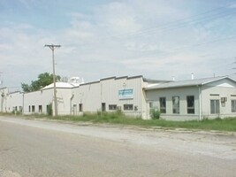 215 Taylor St, East Peoria, IL for lease Primary Photo- Image 1 of 2