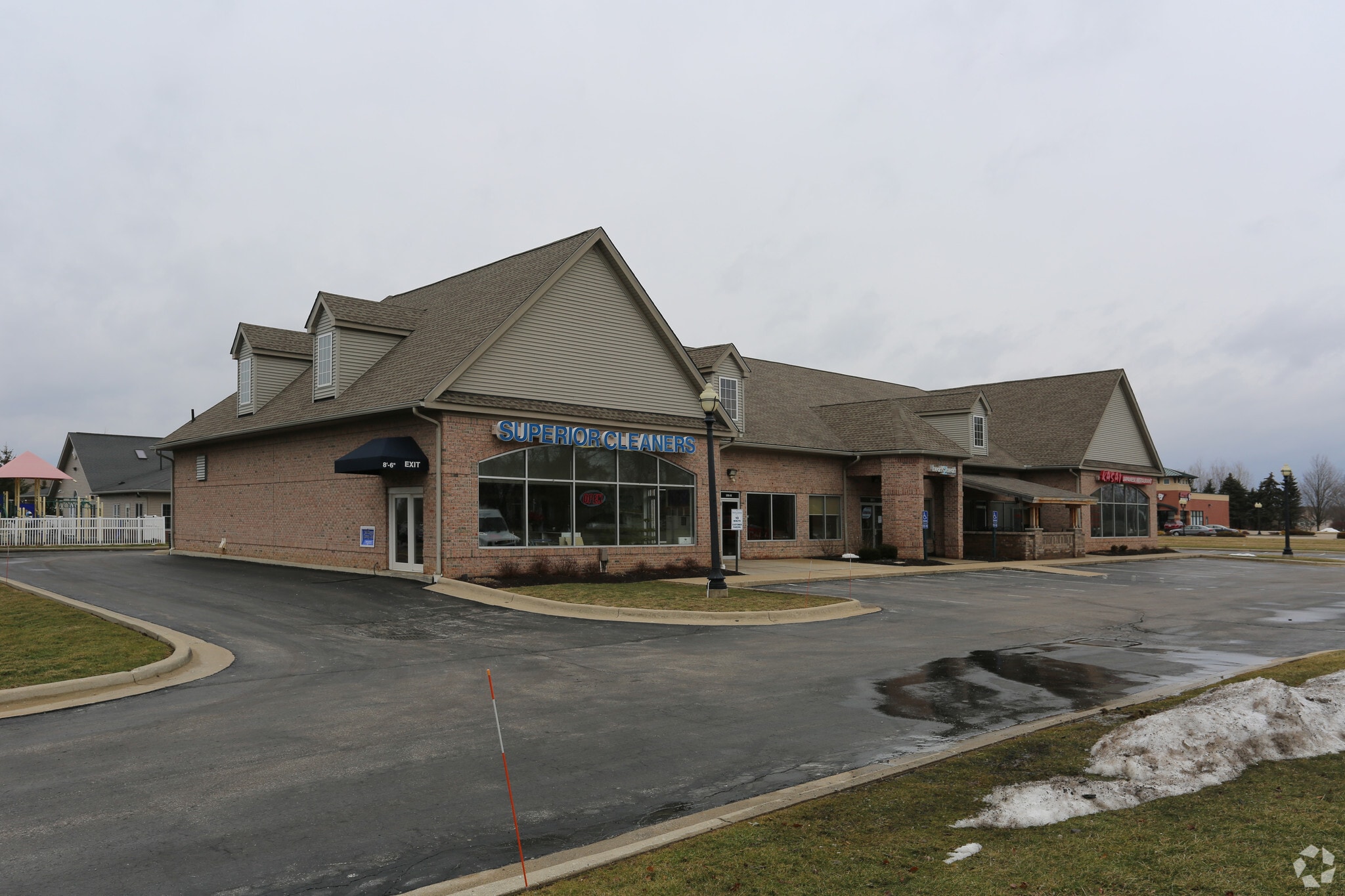 295 Weatherstone Dr, Wadsworth, OH for lease Primary Photo- Image 1 of 16