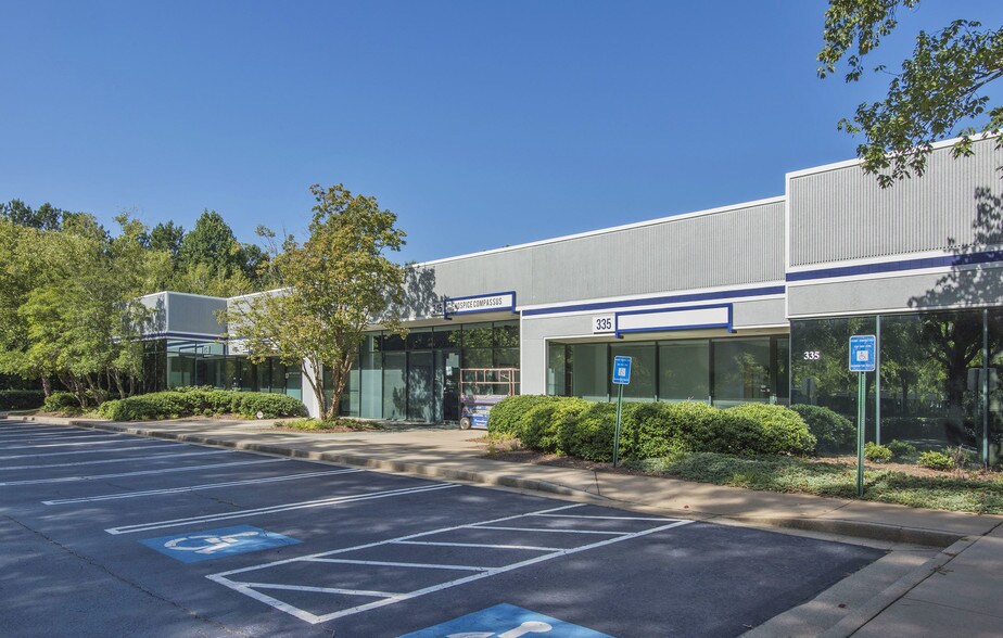 100 Chastain Center Blvd, Kennesaw, GA à louer - Photo du bâtiment - Image 3 de 17