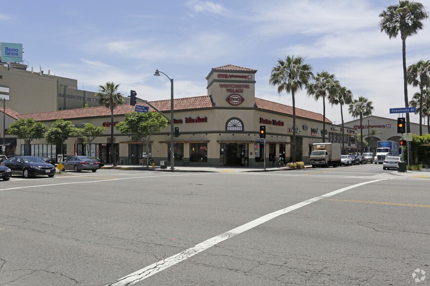 8801-8921 S Sepulveda Blvd, Westchester, CA for lease - Primary Photo - Image 1 of 34