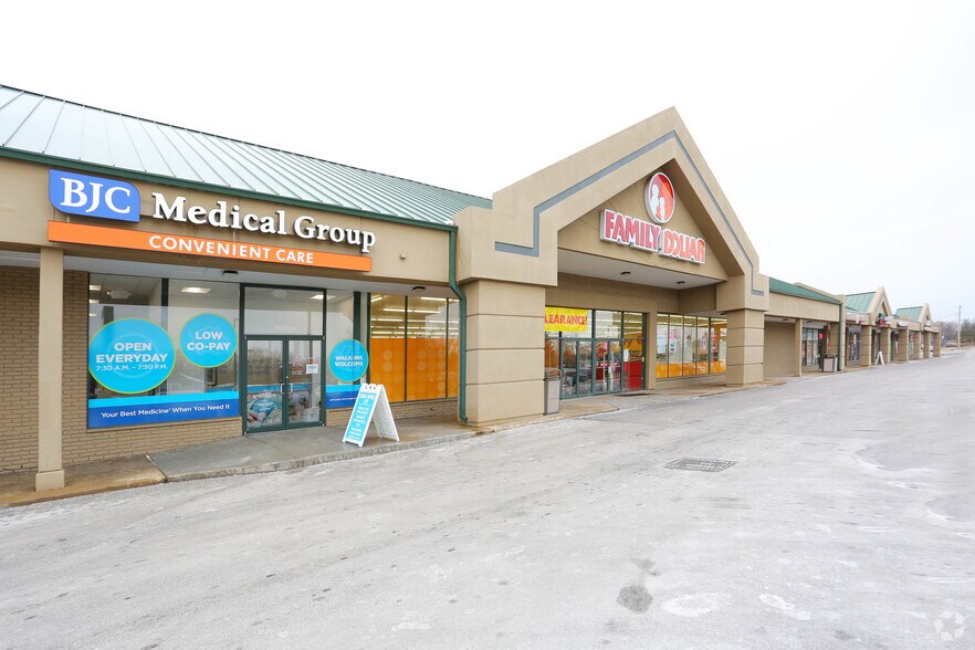 7401-7533 N Lindbergh Blvd, Hazelwood, MO à louer - Photo du bâtiment - Image 3 de 3