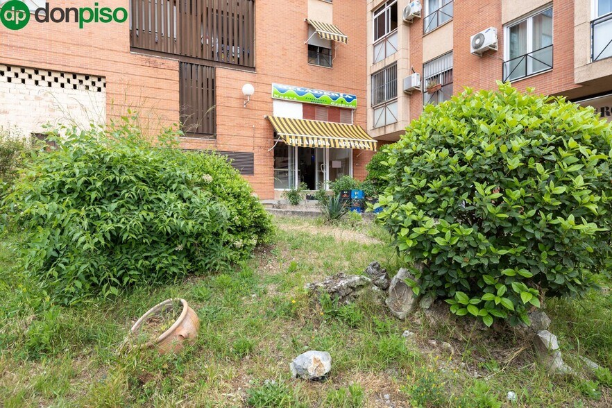 Calle Gabriela Mistral, 2, Granada, Granada for sale - Building Photo - Image 2 of 25