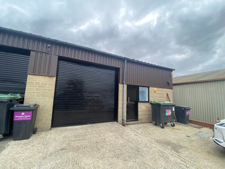 Unit 14 Station Rd, Gillingham for lease - Building Photo - Image 2 of 6