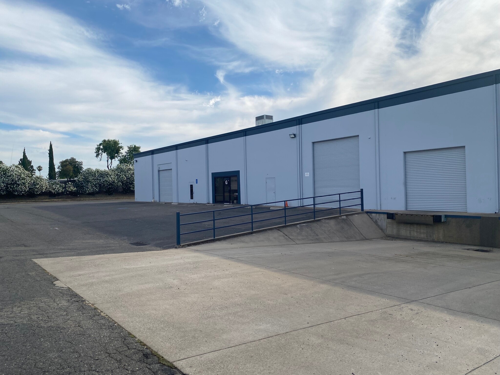 10170 Croydon Way, Sacramento, CA for lease Building Photo- Image 1 of 6