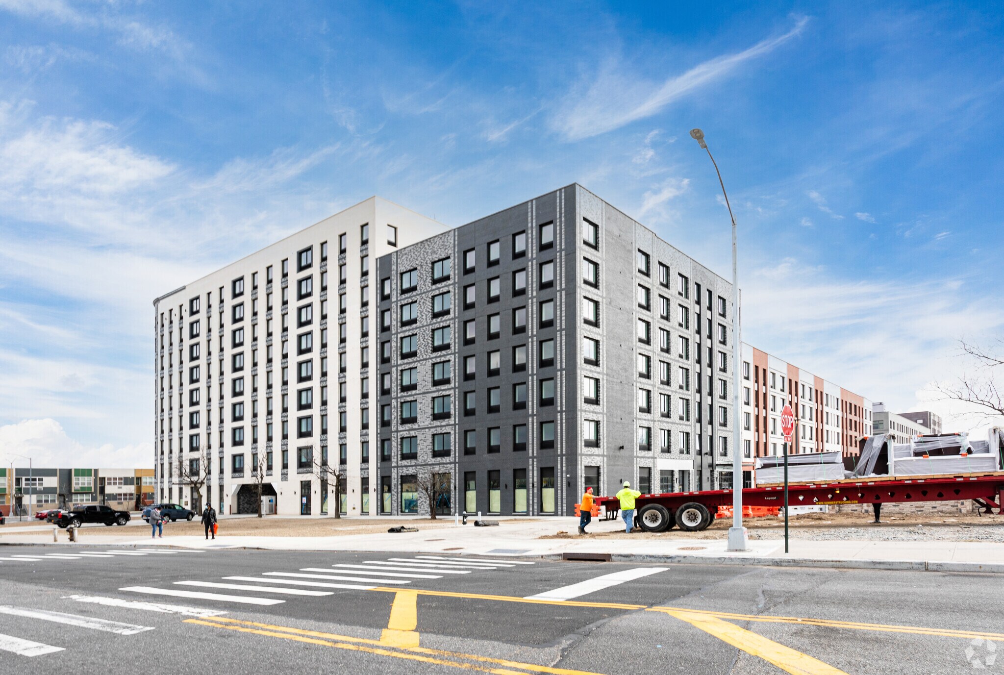 881 Erskine St, Brooklyn, NY à louer Photo principale- Image 1 de 3