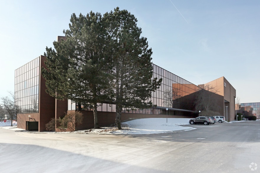 3155 W big beaver Rd, Troy, MI for lease - Primary Photo - Image 1 of 20