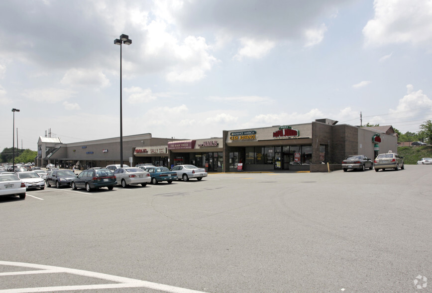 136-200 Gallatin Pike S, Madison, TN for lease - Building Photo - Image 1 of 3