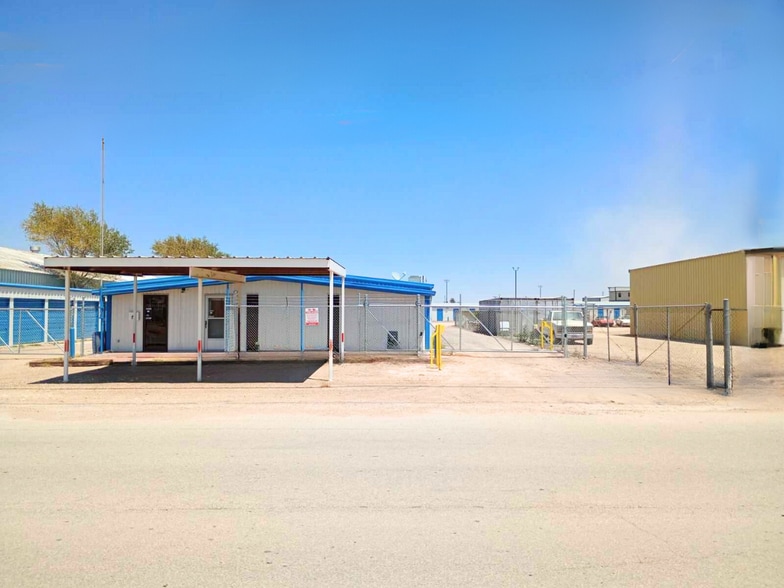 2564 N Marco Ave, Odessa, TX à vendre - Photo du bâtiment - Image 3 de 11