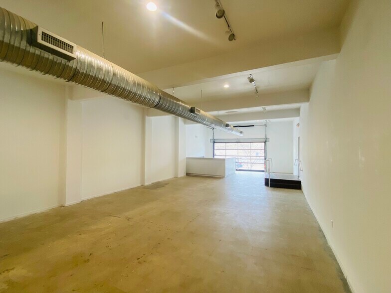 188 Coxe Ave, Asheville, NC à louer - Photo du bâtiment - Image 2 de 8