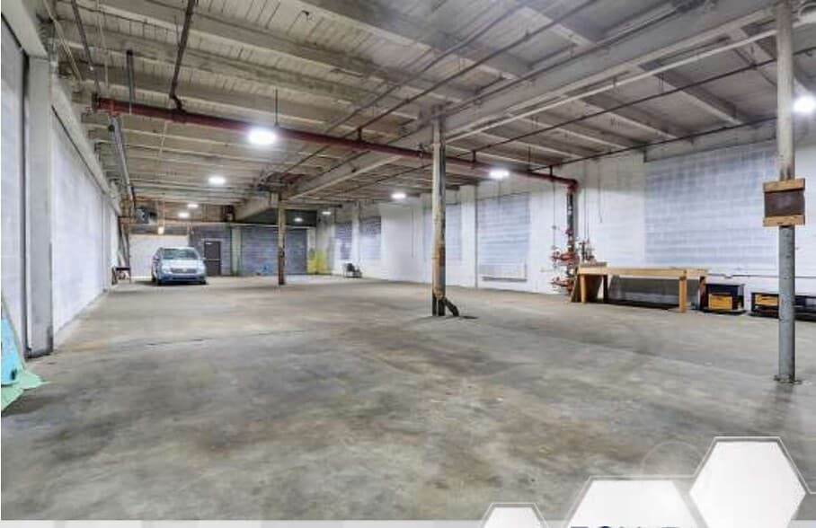 1745 N Cameron St, Harrisburg, PA à vendre - Photo intérieure - Image 3 de 9