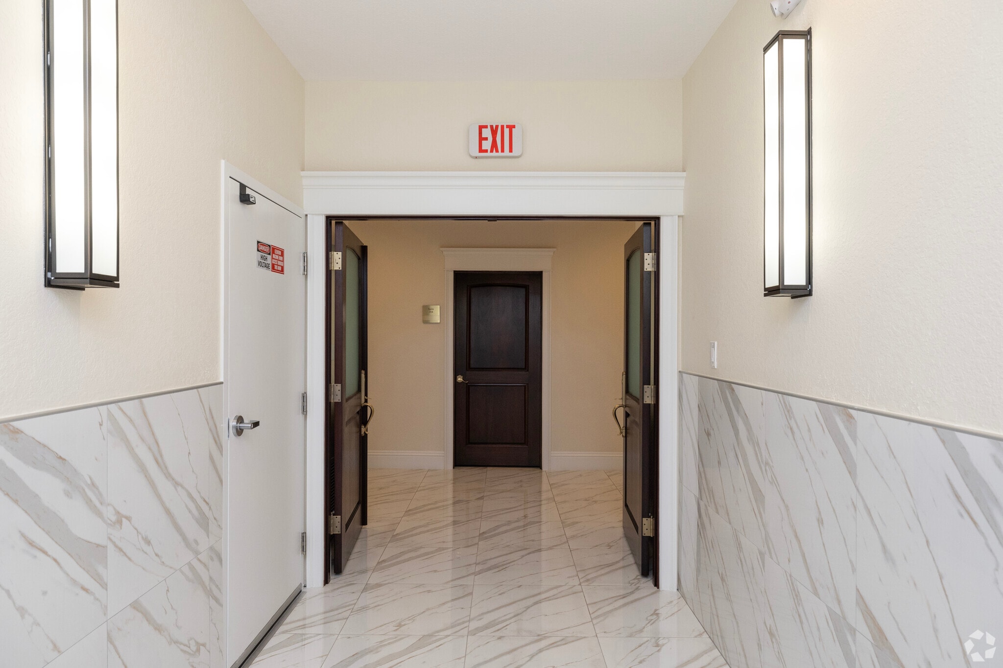 5116 N Armenia Ave, Tampa, FL for lease Interior Photo- Image 1 of 13