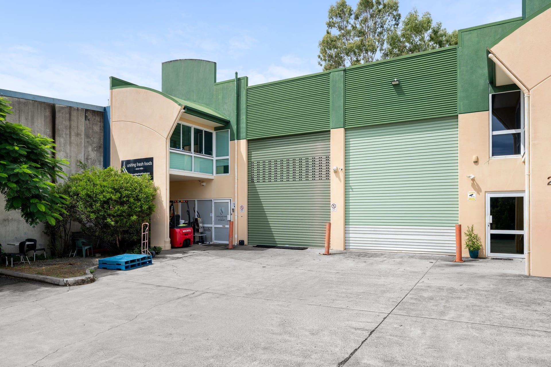 160 Riverside Pl, Morningside for lease Primary Photo- Image 1 of 7
