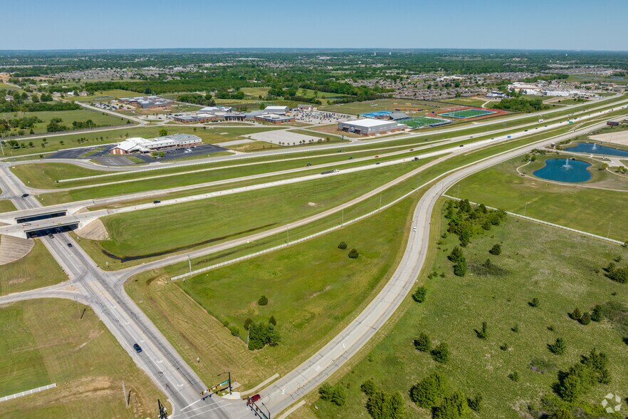 E 106th St N, Owasso, OK à vendre - Photo du bâtiment - Image 2 de 6