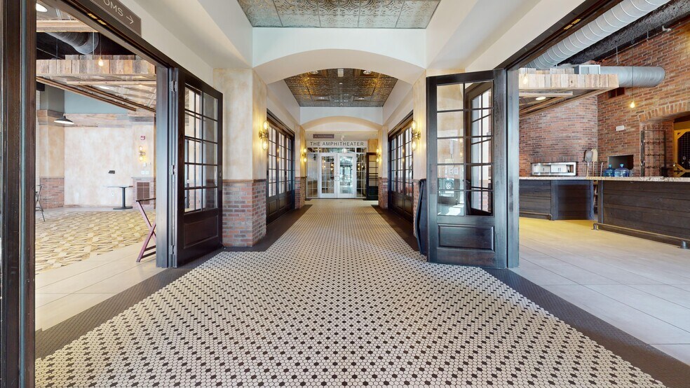 235 S Cayuga St, Ithaca, NY à louer - Photo du bâtiment - Image 3 de 31