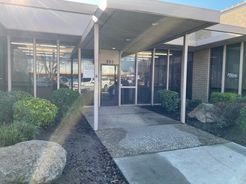990 Tulare St, Newman, CA for lease - Building Photo - Image 3 of 12
