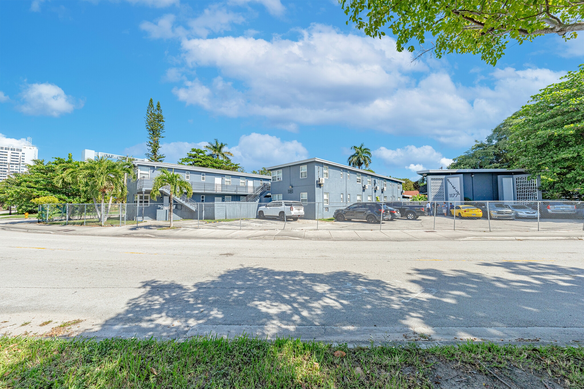 1181-1191 NW 8th Street Rd, Miami, FL for sale Primary Photo- Image 1 of 32